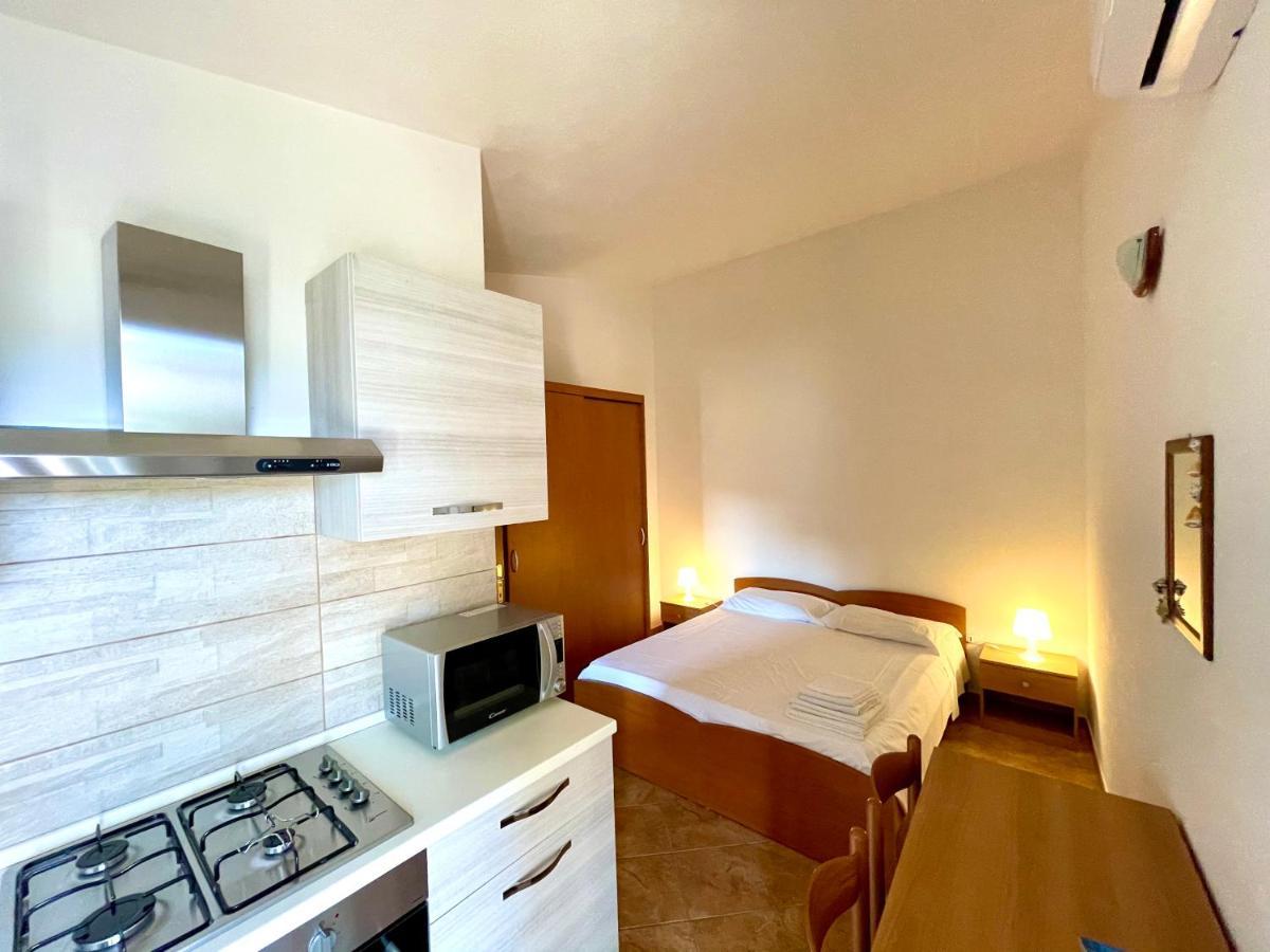 Monolocale Italia Apartment Tergu Ngoại thất bức ảnh